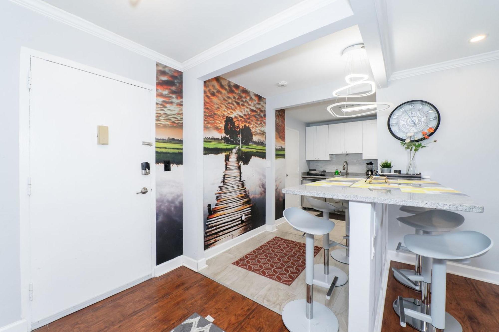 21Floor-Renovated 2Br,1Bath King And Queen Bed And Parking Atlanta Exterior photo