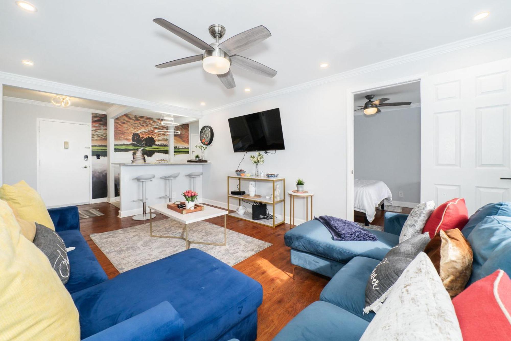 21Floor-Renovated 2Br,1Bath King And Queen Bed And Parking Atlanta Exterior photo