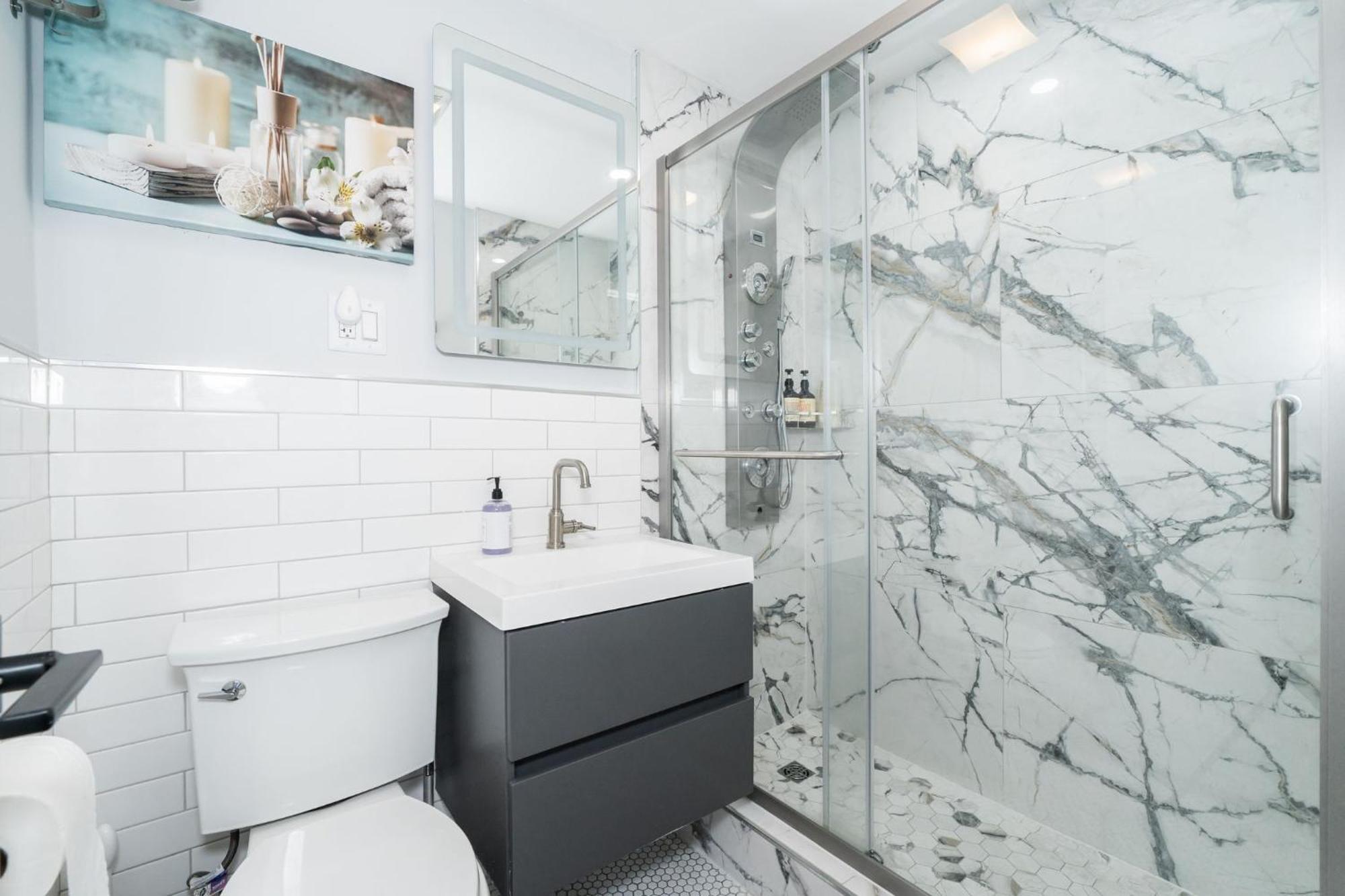21Floor-Renovated 2Br,1Bath King And Queen Bed And Parking Atlanta Exterior photo